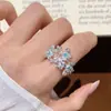 Anel floral doce para mulheres, laço de renda vazado, requintado e elegante, anel aberto de luxo leve, anel da moda para o dedo indicador