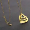 Collar con Colgante de Corazón de Acero Inoxidable Amazon con Texto Grabado, Joyería Versátil Personalizada en Forma de Corazón Familiar, Accesorio para el Día de la Madre