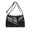 Nova Bolsa Feminina de Couro Macio, Bolsa Simples de Couro Lavado para Mães de Meia-Idade e Idosas, Grande Capacidade, Bolsa de Ombro Transversal Multicamadas