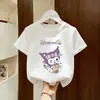 Camiseta de Algodão de Manga Curta de Verão para Meninos, Camiseta Fresca e Estilosa para Meninos Mais Velhos, Novo Modelo Verão 2026, Camiseta Tendência de Meia Manga para Crianças