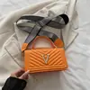 2026 Nova Bolsa Tendência da Moda de Ombro Único, Bolsa Transversal Feminina, Design de Nicho Outonal, Bolsa Quadrada Pequena de Alto Valor para Mulheres