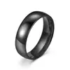 Venta al por mayor de fábrica en stock: Anillos lisos curvos de acero inoxidable, anillos lisos de lujo ligero de moda para parejas, accesorios de mano modernos