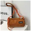 Bolsa de Textura Escarchada para Mujer, Bolso Almohada Cilíndrico de Moda, Nuevo Modelo 2025, Bolso Versátil de Gran Capacidad Casual y Elegante para Mujer