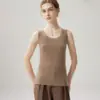 Outono/Inverno 2026 Novo Estilo Camisola Lisa de Camadas Cashmere Gola Redonda Emagrecedora Versátil Camada Base Roupa Íntima Camisola Solta