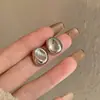 Aretes Dorados en Forma de Grano para Mujer, Nuevo Diseño de Nicho de Moda, Aretes Simples y de Lujo Ligero, Aretes de Personalidad y Temperamento