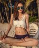 Versión coreana traje de baño nuevo sexy malla de encaje bikini dividido conjunto de tres piezas traje de baño mujer bikini al por mayor