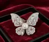 Broches de Borboleta Mais Vendidos no Atacado, Broches Elegantes e Criativos Estilo Barco de Noite, Incrustados com Diamantes em Madrepérola, Broches Versáteis de Luxo Leve