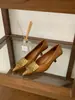 2026 Nuevos Zapatos de Tacón Alto Stiletto de Punta Aguda Estilo Francés para Otoño con Hebilla Metálica, Zapatos de Tacón Alto Elegantes y Versátiles para Mujer