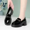 Zapatos versátiles de suela gruesa para mujer de primavera y otoño, zapatos de charol, mocasines de estilo británico para mujer, zapatos de plataforma baja, zapatos para aumentar la altura