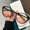 Óculos de Sol Retro Europeus e Americanos Gatinho Gradiente Blush para Mulheres, Armação Grande da Moda Anti-Luz Azul Estiloso Foto Prop Decoração Estilo de Rua