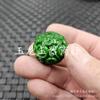 Jade imitación flor de ciruelo verde seco Ruyi Luton jade imitación cuentas sueltas esmeralda dragón de hierro crudo cuadrado accesorios de joyería
