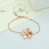 Pulseira Trevo de Quatro Folhas da Sorte para Mulheres com Pingente de Aço Banhado a Titânio, Corrente para Clavícula Flor de Verão, Pulseira de Nicho