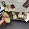 Estilo Delicado Malha Respirável Bico Fechado Meia-Pantufa Sapatos Femininos 2026 Novo Estilo Fita Decorativa Floral Decoração de Pérola Plataforma Sola Grossa