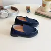Zapatos elegantes sin cordones para niños, nuevos zapatos casuales de primavera y otoño para niños, mocasines versátiles de suela suave para bebé