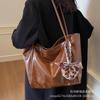 Bolsa de Mão Feminina de Grande Capacidade para Outono e Inverno, Versátil Modelo Novo 2026, Bolsa de Ombro Casual Simples, Bolsa Tote Tendência para o Dia a Dia