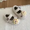 Pisar excremento sintiendo comodidad gatito lindo pantuflas peludas 2026 Otoño/Invierno Nuevo Dulce Lindo Versátil Zapatillas de punta cerrada para mujer uso exterior