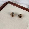 Pendientes de leopardo redondos Maillard de otoño e invierno para mujer, diseño de nicho, ligeros, lujosos, elegantes y únicos, pendientes de moda exquisitos.
