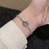 Pulsera Elegante Versátil con un Toque de Lujo Ligero y Único de Alta Gama, Nuevo Popular Exquisito Accesorio de Joyería para Manos para Mujer 2026