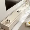 Tapete de Mesa para Gabinete de TV em Couro Simples com Toque de Luxo Leve, Impermeável e à Prova de Óleo, Capa Lavável para Aparador, Tapete Protetor para Tampo de Sapateira
