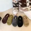 Pantuflas peludas para mujer para usar al aire libre en otoño e invierno, modernas y a la moda, versátiles para uso en interiores en casa, suela gruesa, antideslizantes, pantuflas de algodón de una sola tira