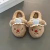 Fábrica de Zapatos Qidan Lindos Pantuflas Peludas de Oso a Cuadros de Dibujos Animados para Mujer, Para Usar al Aire Libre en Otoño e Invierno, Pantuflas de Algodón Mullidas de Punta Cerrada