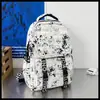 Mochila Impresa de Manga Blanco y Negro Japonés Estilo Bidimensional Fresca de Moda para Estudiantes Parejas Viajes de Clase Bolso Casual de Doble Hombro