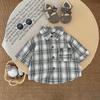 Traje de Menino Verão 2025 Nova Camisa Xadrez de Manga Curta para Bebê Calça Casual Fina de Verão Coreana para Bebê