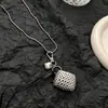 Bolso de Cinta Trenzada Corazón Plateado Collar Largo para Mujer Cadena Cruzada Estilosa Coreana Nicho Accesorios para Sudadera Suéter