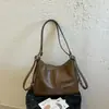 Mochila de inverno da moda para mulheres, de ombro único ou duplo, adequada para o trajeto diário, grande capacidade, elegante e simples, novo modelo 2026, de mão, luxo leve, transversal