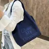 Bolsa Tote Bordada com Letras Estilo Coreano para Mulheres, Nova Bolsa de Mão Leve de Nylon de Grande Capacidade, Bolsa de Ombro Cruzada Casual
