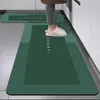 Alfombrilla de Piso para Cocina Fácil de Limpiar Transfronteriza Amazon Tira Larga Absorbente de Agua Secado Rápido Antideslizante Almohadilla para Pies Alfombrilla de Piso de Diatomeas para el Hogar