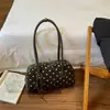 Bolsa de mão casual e versátil com estampa de bolinhas para mulheres, nova coleção outono/inverno 2026, bolsa de ombro da moda estilo coreano, de alta qualidade e elegante