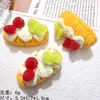 Resina Modelo Nuevo Juguetes de Comida Realistas Crema Pan Croissant Pastel de Frutas Llavero DIY Accesorios Decoraciones