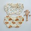 Babero de bebé con pétalos de algodón suave a prueba de derrames con bolsillo de arroz y estampado de dibujos animados para recién nacidos, venta al por mayor de fábrica