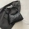 Coleção Outono 2026: Bolsa Transversal com Corrente em Padrão Diamante, Bolsa de Ombro, Bolsa de Mão, Bolsa Baguete, Bolsa de Nicho Feminina