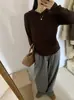 Camiseta base com capuz quente, acolchoada com cashmere e pavio duplo, estilo coreano ins, nova para o inverno de 2024, amigável à pele, para mulheres