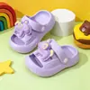 Tamancos Infantis de Desenho Animado Populares, Leves e Aliviadores de Pressão, com Sensação Suave ao Pisar, Sandálias Fechadas de EVA para Meninas, para Casa e Jardim de Infância