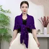 Moda Otoño e Invierno Nueva Versátil Triángulo Hueco Toalla Color Sólido Bordado Cola de Pez Chal de Punto Bufanda Estilo Extranjero para Mujer