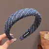 Faixa de Cabeça Elegante com Listras de Cano Alto para Mulheres 2025 Novo Estilo Faixa de Cabelo para Lavar o Rosto Presilha de Cabelo Versátil Acessório de Cabelo Estilo Coreano