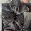 Goma para el Cabello Negra Perla Estilo Tian Zong, Extra Grande y Abundante, con Trabajo de Encaje Pesado