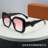 Gafas de sol cuadradas de gran tamaño, ligeras, de lujo, con pequeñas fragancias, para mujer, con decoración romántica, de moda europea y americana transfronteriza.