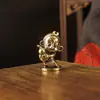 Figura de Latón Vintage Estilo Dibujo Animado Sun Wukong Mono del Zodiaco Wukong Gran Sabio Decoración de Escritorio Adorno de Latón
