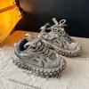 Sapatos casuais leves para crianças, tênis descolados para meninos, novos sapatos casuais de outono 2026, tênis de corrida respiráveis para meninas
