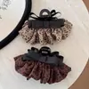 Pinza Retro con Forma de Lazo y Estampado de Leopardo para Mujer 2025 Otoño e Invierno Nuevo Estilo Pinza de Tiburón Adorno para el Cabello en la Parte Posterior de la Cabeza