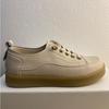 Zapatos blancos pequeños de primera capa de piel de vacuno y suela de res para mujer, primavera y otoño 2024, nuevos zapatos de mujer embarazada de suela suave, zapatillas casuales con pedal
