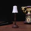 Fornecimento direto da fábrica mini luz noturna retrô estilo europeu quarto cabeceira proteção para os olhos pequenos ornamentos quarto de estudante online vermelho abajur de mesa