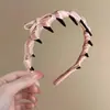 Diadema Exquisita de Alta Gama con Lazo de Pedrería y Dientes en Forma de Ola para Levantar la Coronilla, Elegante Accesorio para el Cabello para Usar en Exteriores