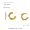 Pendientes Transfronterizos Europeos y Americanos de Acero de Titanio que No se Desvanecen para Mujer Oro de 18 Quilates Moda Ligera Versátiles Pendientes en Forma de C con Rosca Joyería al por Mayor