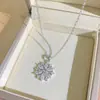 Collar simple de nuevo estilo coreano con circonita de copo de nieve para mujer, exquisita cadena para clavícula totalmente de diamantes de moda, accesorio elegante de nicho de lujo ligero