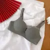 Venta al por mayor transfronteriza de sujetadores sin aros, sin costuras, con estampado de letras estilo británico para bustos pequeños, sujetadores push-up para niñas, Novedades